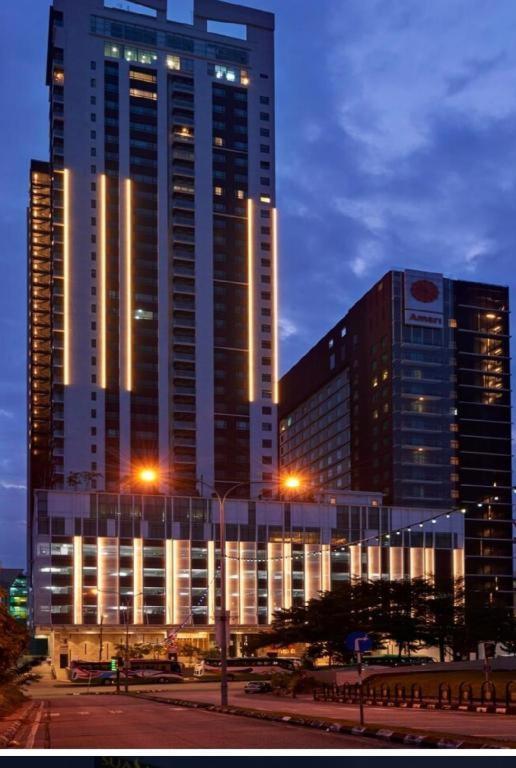 【netflix】suasana Suites,nxt To Ciq【poolgym&wifi】 *